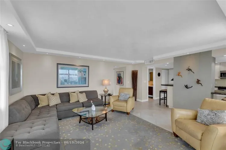 Berkley South #8G image #14