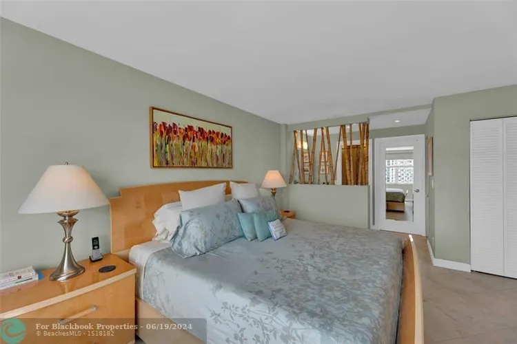 Berkley South #8G image #20