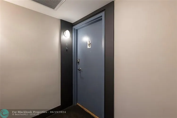 Berkley South #8G image #33