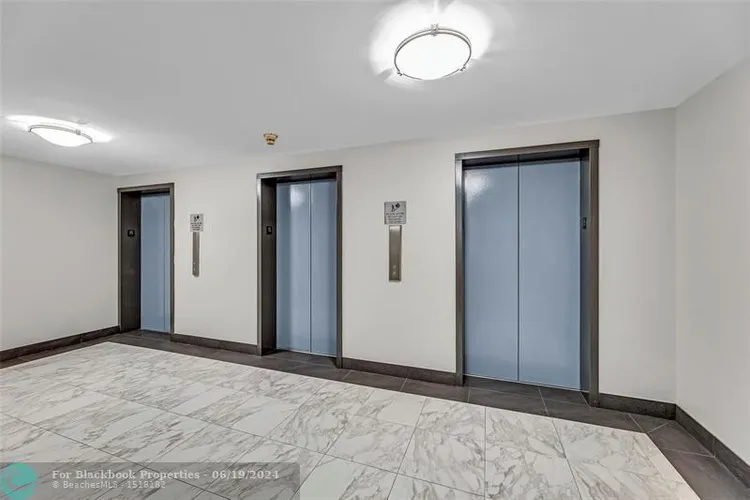 Berkley South #8G image #34