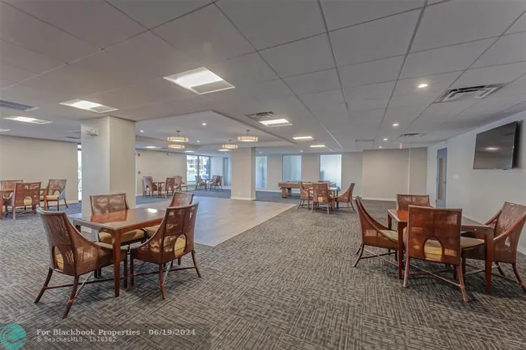 Berkley South #8G image #39