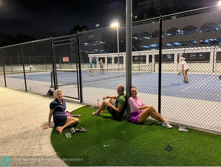 Berkley South #8G image #46