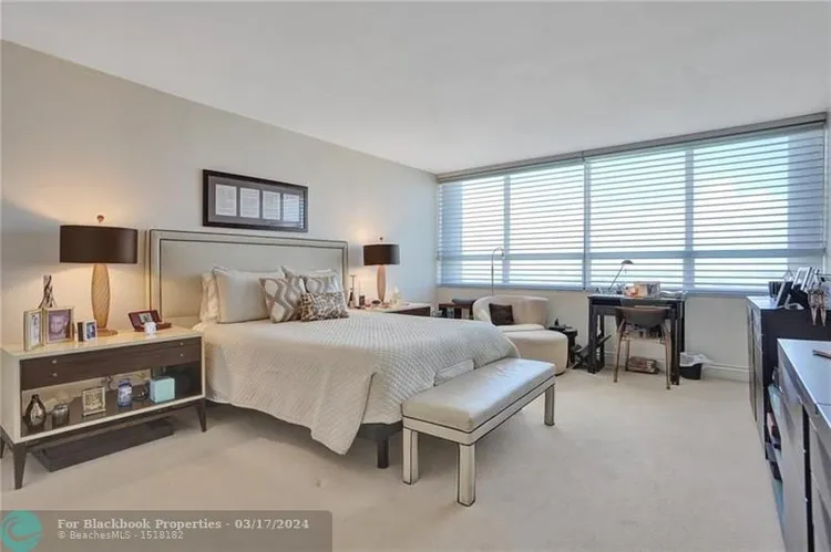 Jockey Club III #1256 image #9