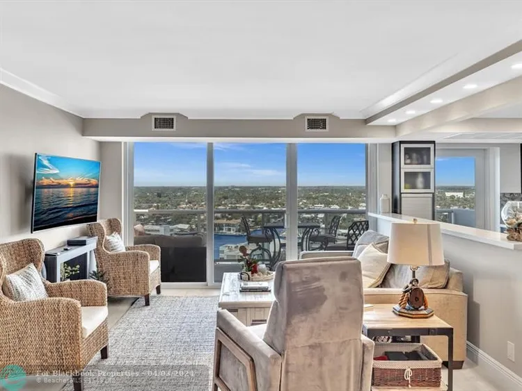 Vantage View #1705 image #11