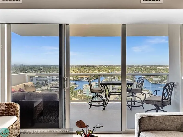 Vantage View #1705 image #17