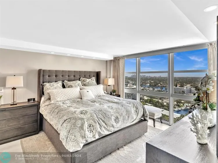 Vantage View #1705 image #27