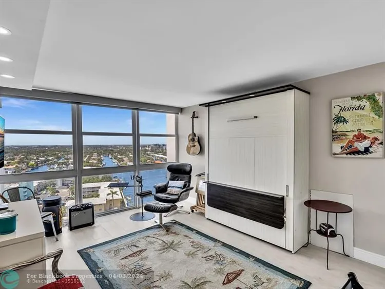 Vantage View #1705 image #31