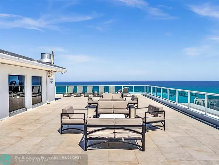 Vantage View #1705 image #39