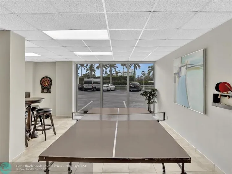 Vantage View #1705 image #44