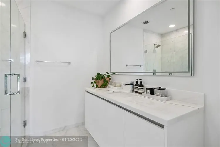 Marea #205 image #19