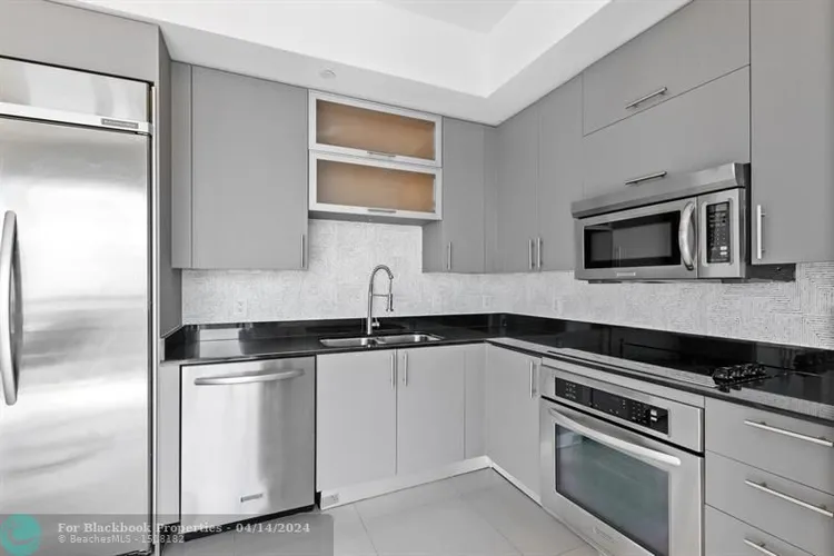 Infinity at Brickell #3800 image #13