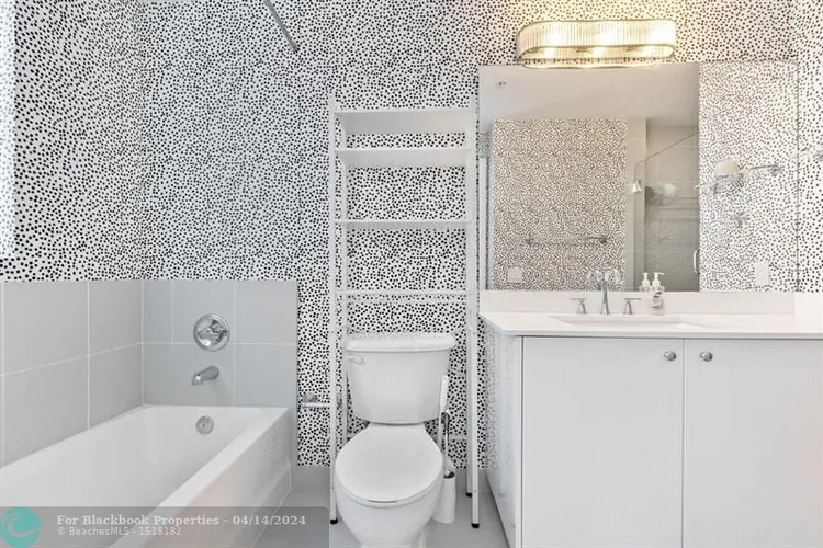 Infinity at Brickell #3800 image #16