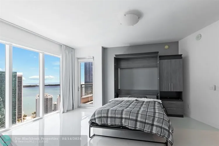 Infinity at Brickell #3800 image #22