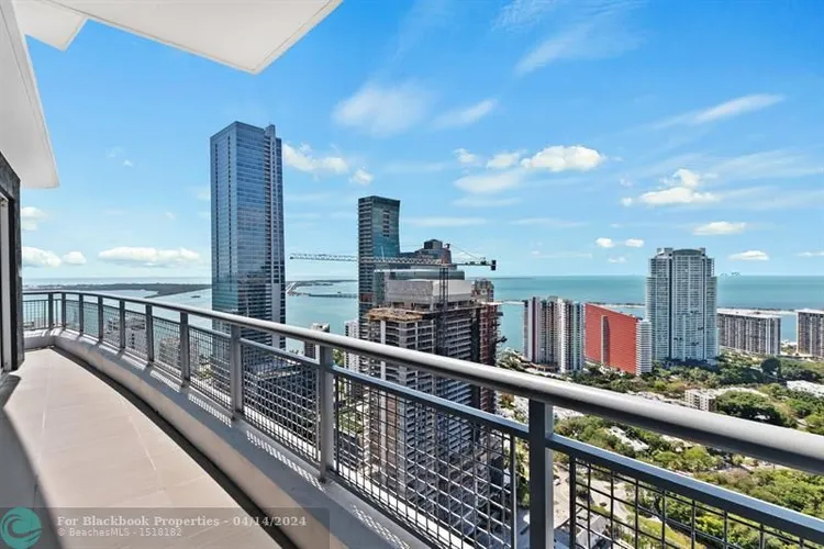 Infinity at Brickell #3800 image #8