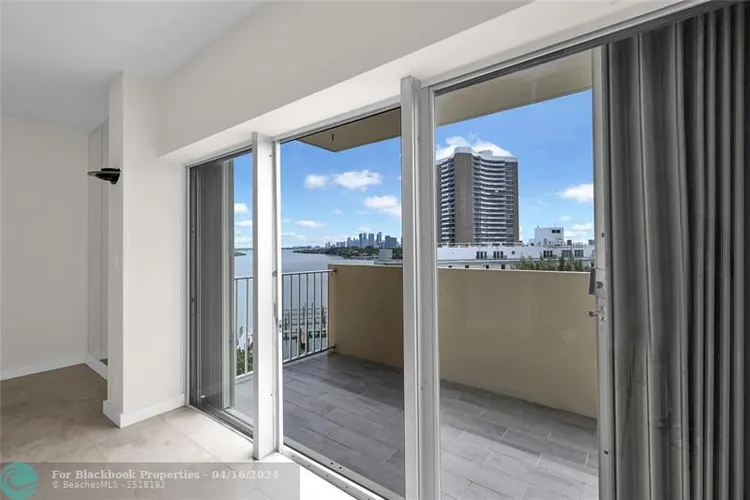 Clipper #9J image #15