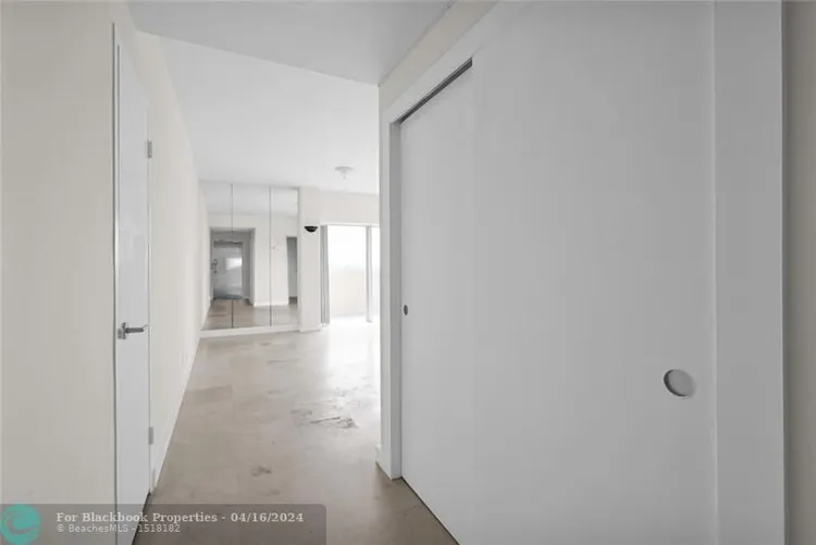 Clipper #9J image #18