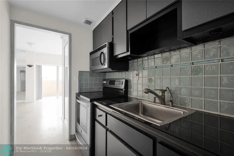 Clipper #9J image #23