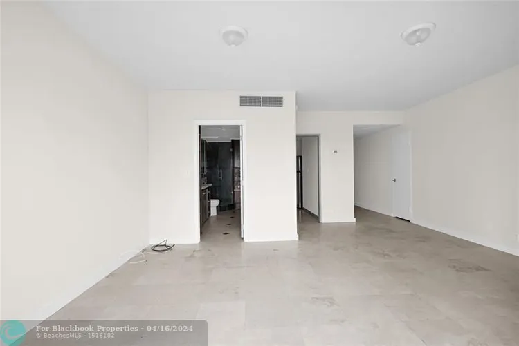 Clipper #9J image #8