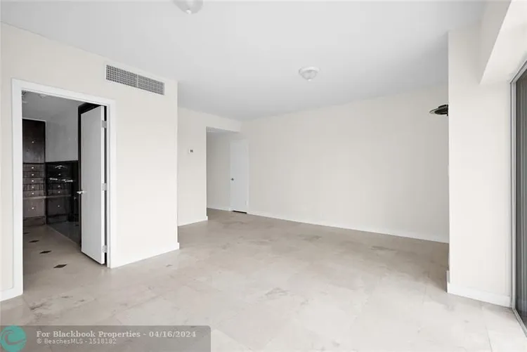 Clipper #9J image #9