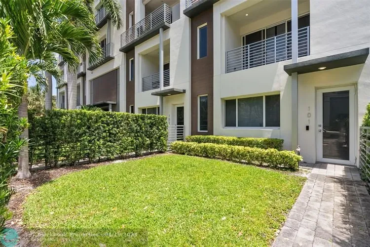 Galleria Lofts #101 image #22