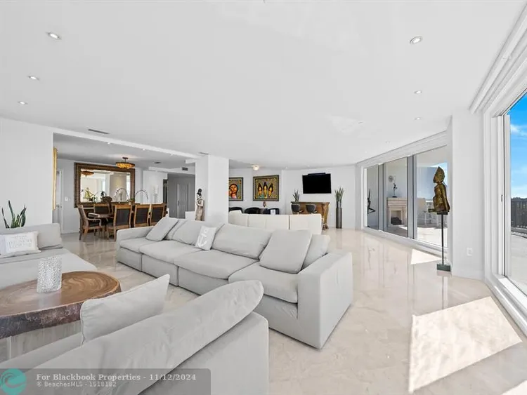 La Cascade #701 image #27