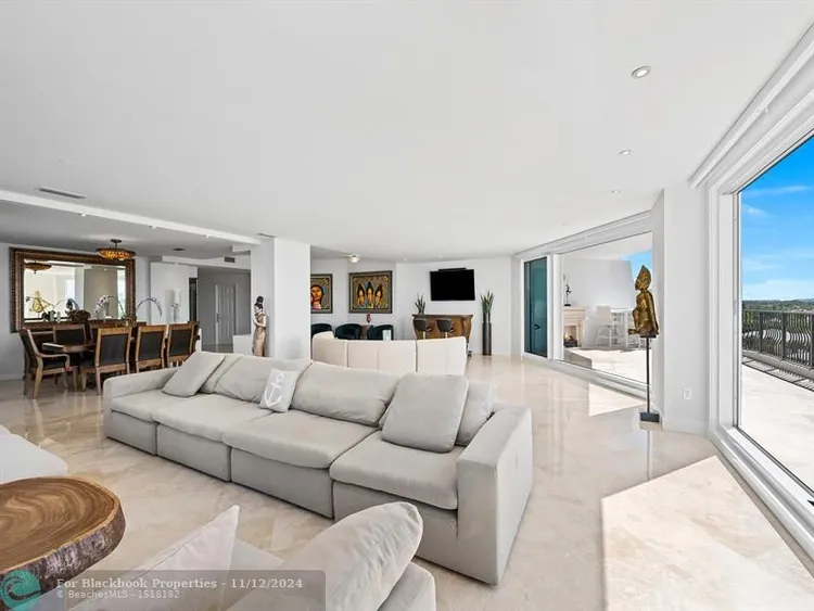 La Cascade #701 image #31