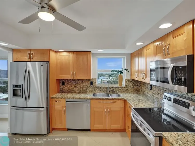 Regency Towers #1406 image #13