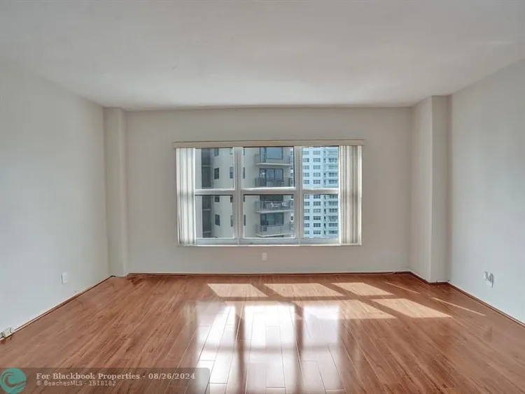 Regency Towers #1406 image #16