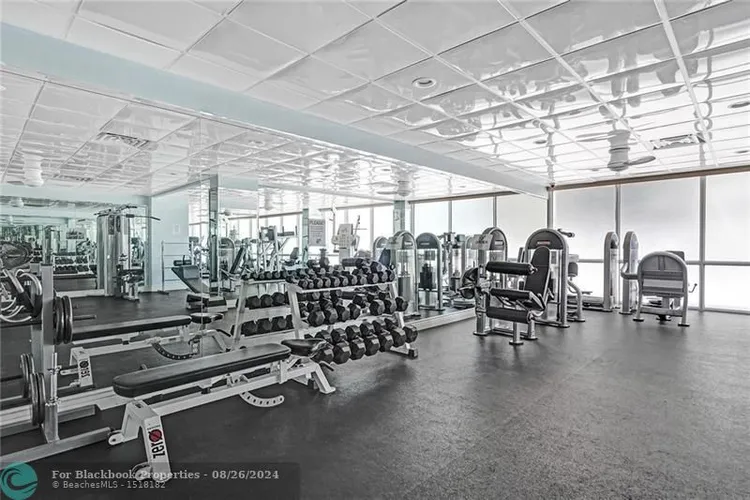 Regency Towers #1406 image #47