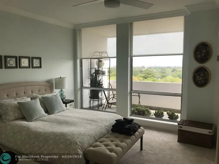 David William #906 image #7