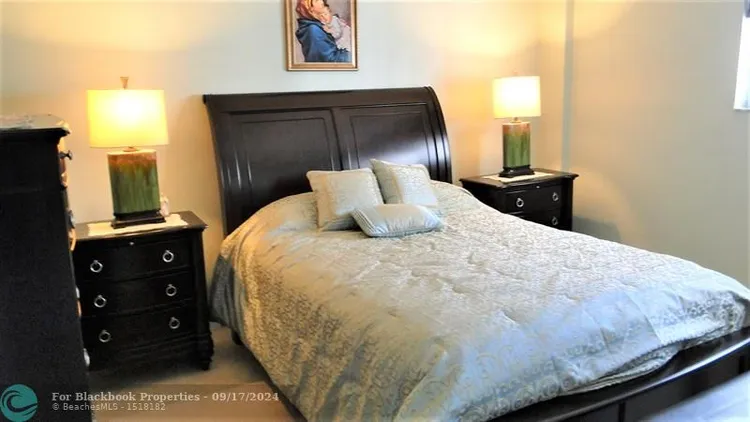 Galt Towers #10S image #13