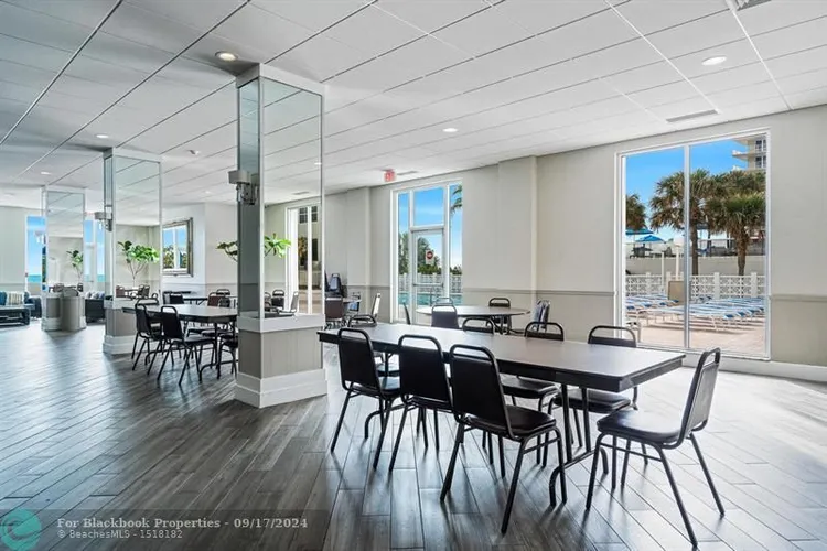 Galt Towers #10S image #30