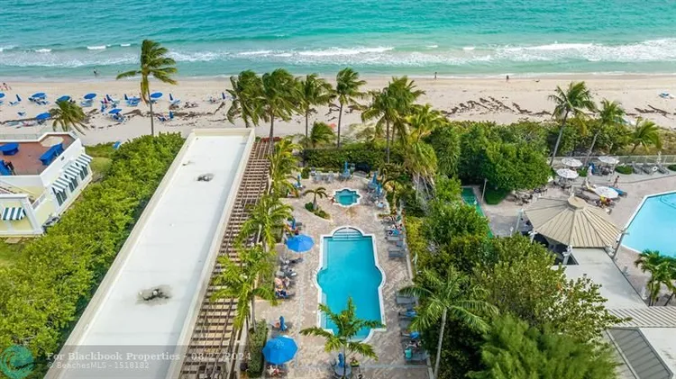 The Vue #1505 image #38