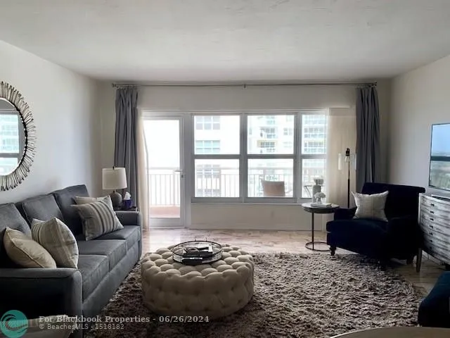 Regency Towers #708 image #10