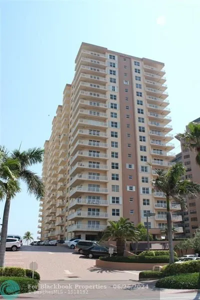 Regency Towers #708 image #22