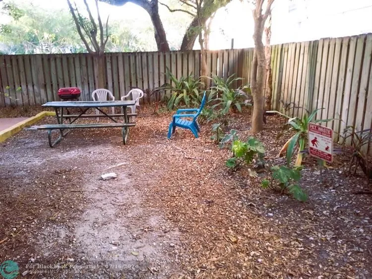 Virginia Pointe #46 image #14