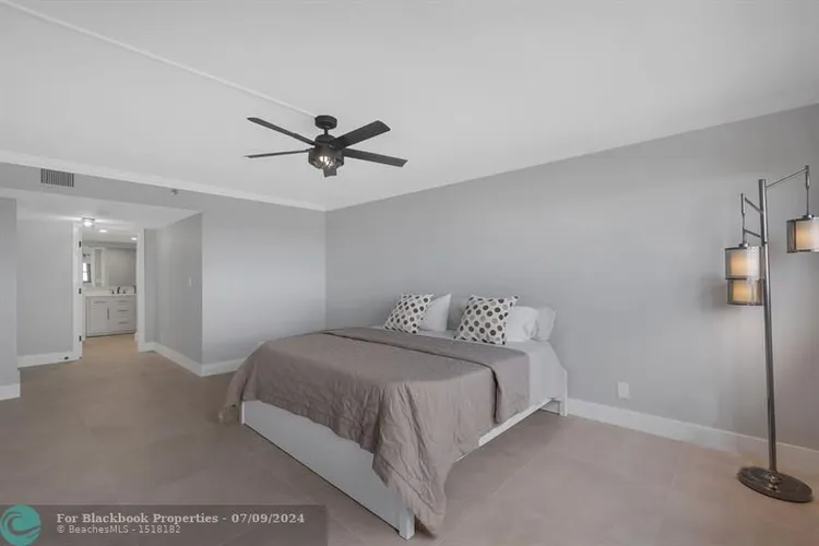 The Tower at Port Royale #2011 image #25