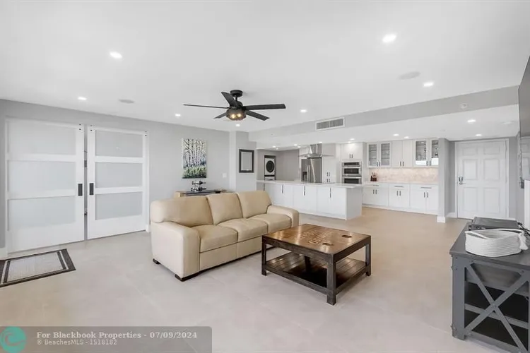 The Tower at Port Royale #2011 image #8