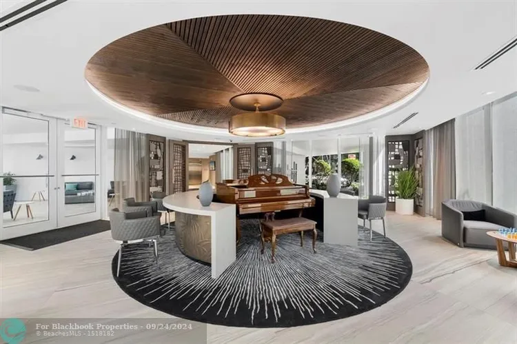 Las Olas River House #1402 image #30