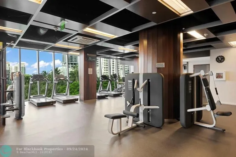 Las Olas River House #1402 image #33