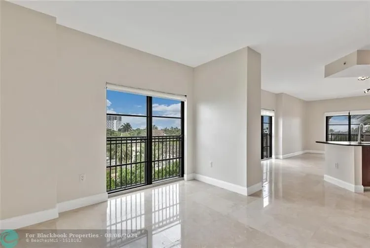 Fountains on Ocean Blvd #577 image #11