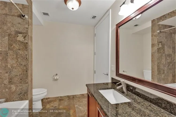 Fountains on Ocean Blvd #577 image #16