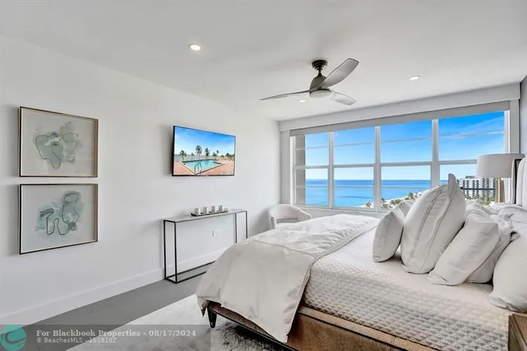 Hollywood Towers #1107 image #24