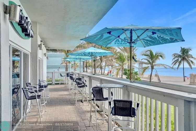 Hollywood Towers #1107 image #48