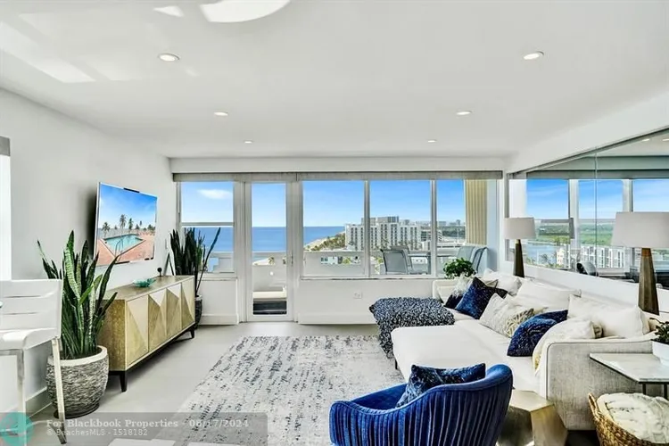 Hollywood Towers #1107 image #9