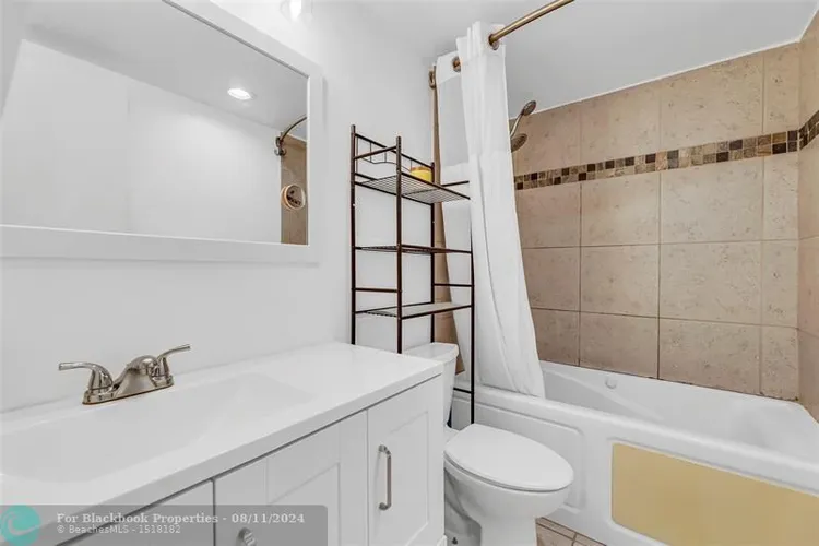 Lauderdale Tower #I-7 image #11