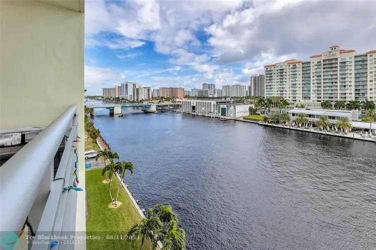 Lauderdale Tower #I-7 image #13