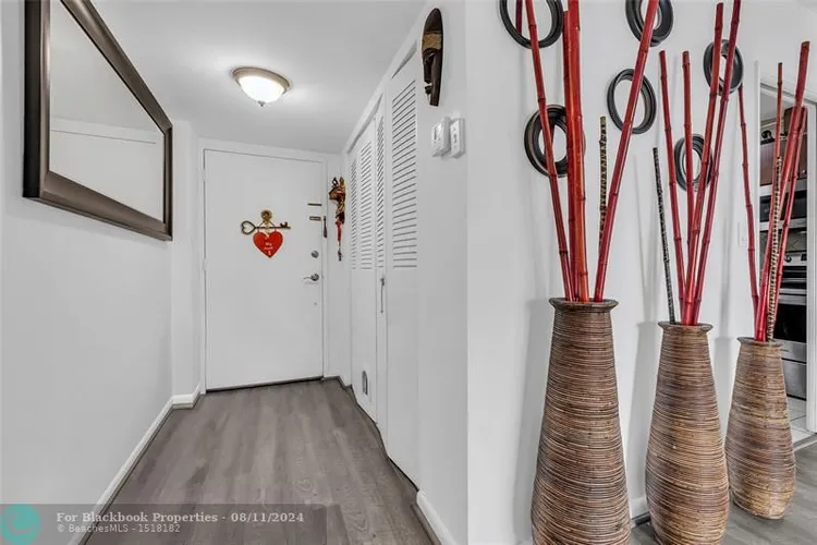 Lauderdale Tower #I-7 image #7