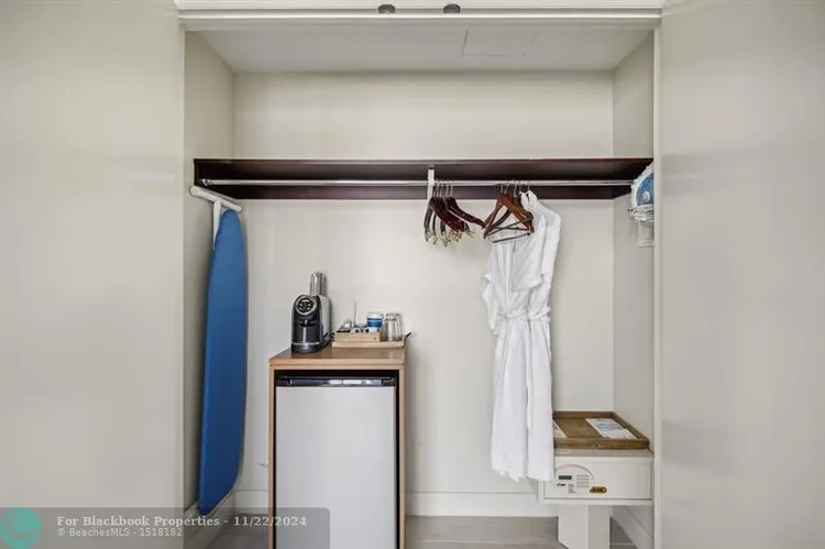 Hilton Q Club #602 image #10