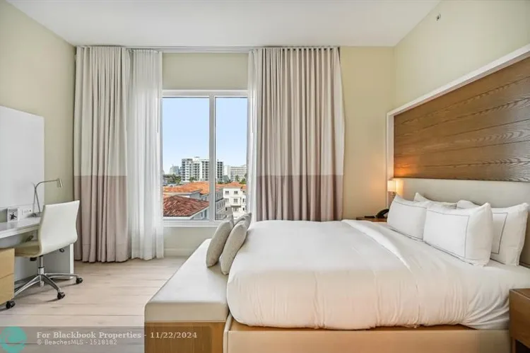 Hilton Q Club #602 image #11